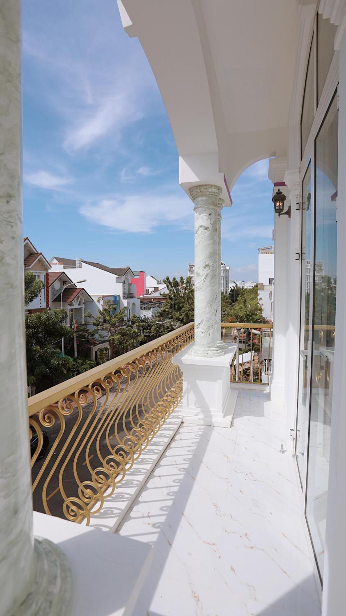 Minh Hoang Hotel - Phan Thiet Ap Binh Hung Exterior photo